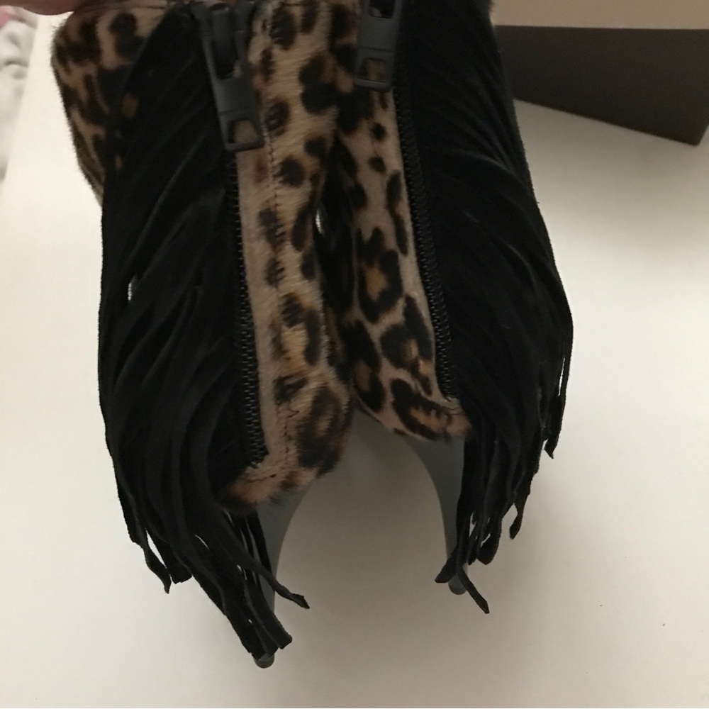 Burberry leopard print tassel boots - Picture 8 of 14
